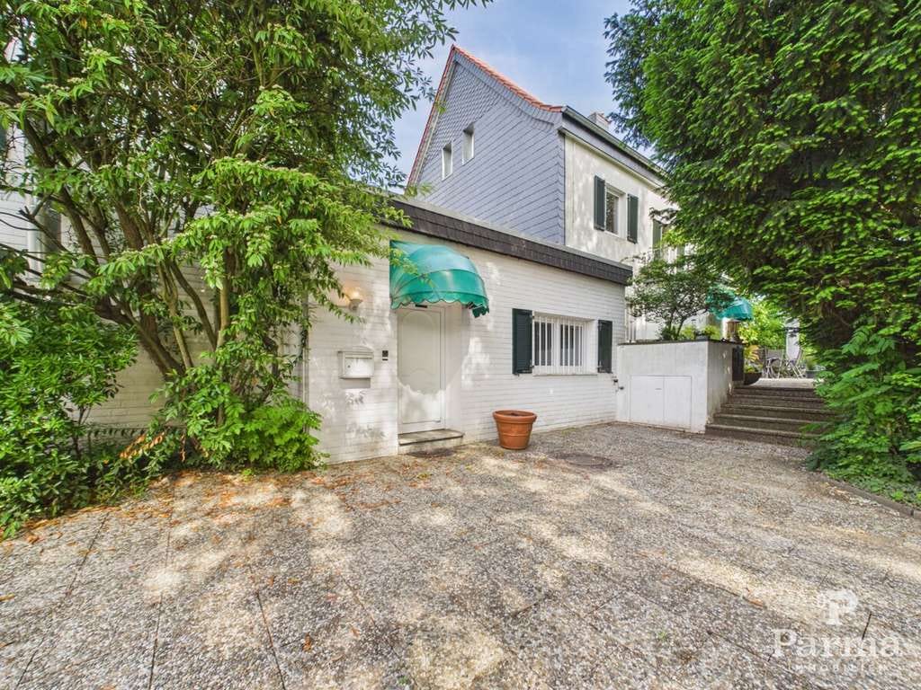 Immobilie in Niederzier - Außergewöhnliches Wohnen auf einer Ebene – barrierearm in ruhiger Feldrandlage - Bild 0