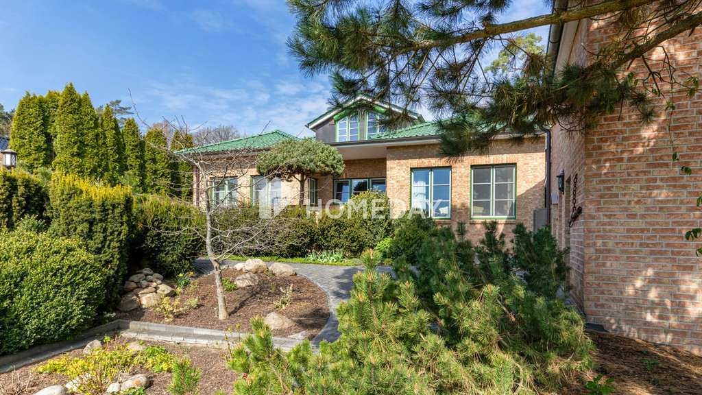 Immobilie in Warin - Exklusives Anwesen im Grünen: Modernes Effizienzhaus mit weitläufigem Gartenrefugium am Glammsee - Bild 2