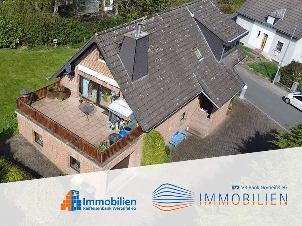 Immobilie in Kall - Freistehendes Einfamilienhaus - viele Zimmer und Platz in einem abwechslungsreichen Objekt - Bild 0