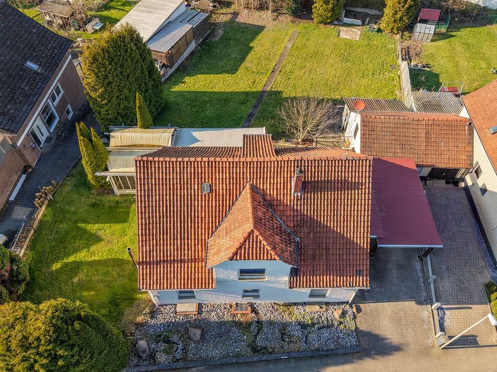 Immobilie in Löhne - Ein- bis Zweifamilienhaus mit Wintergarten, großem Grundstück und vielseitigen Nutzungsmöglichkeiten - Bild 4