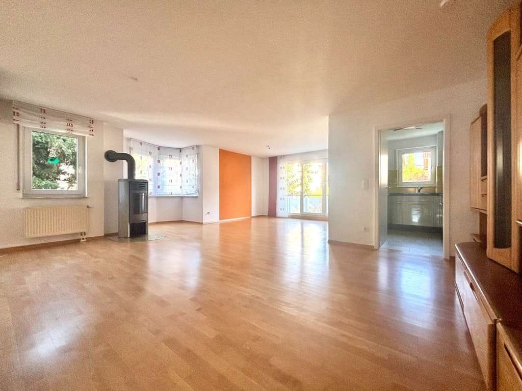 Immobilie in Grafenau - Großzügige 5,5-Zimmer-Wohnung in begehrter Höhenlage von Döffingen zu verkaufen - Bild 2