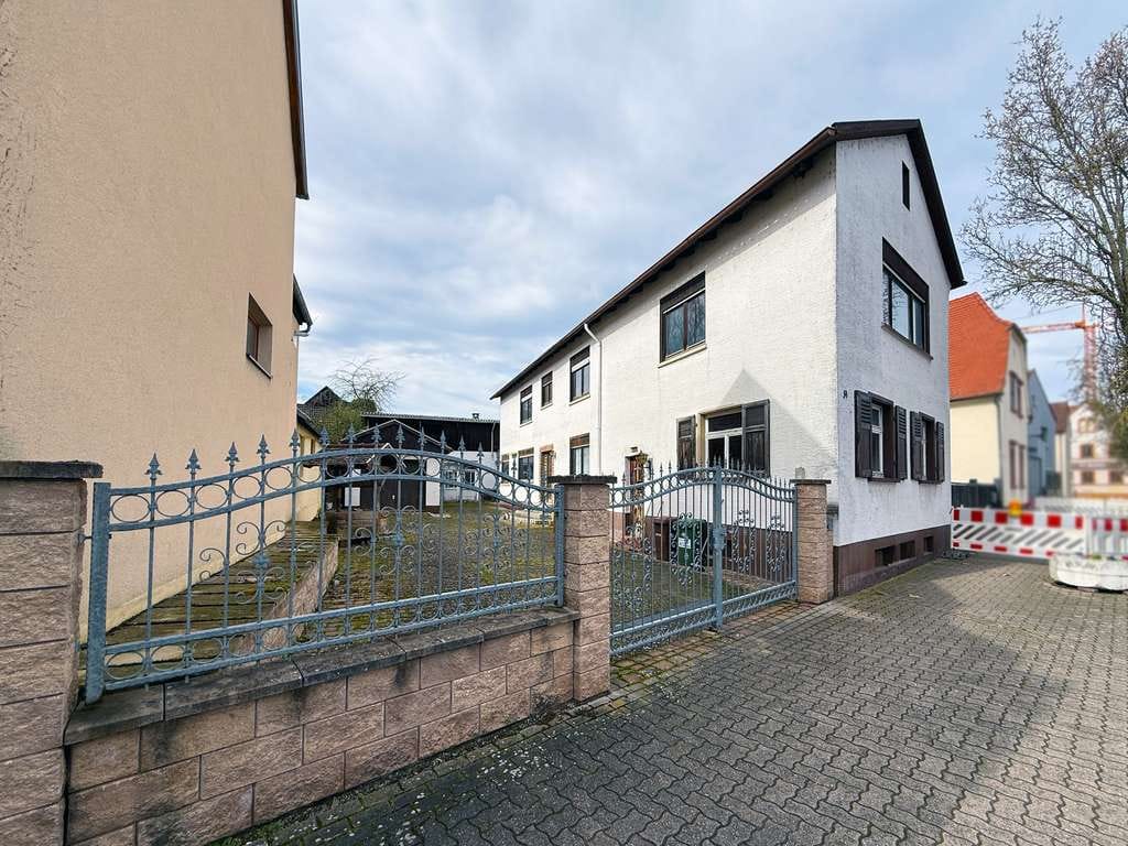 Immobilie in Hördt - 1-2 Familienhaus mit Ausbaupotenzial, Werkstatt und Garage - Bild 1