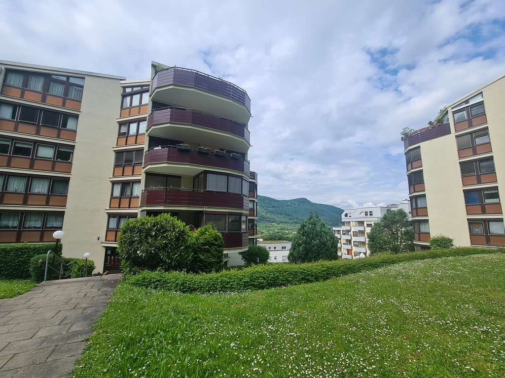 Immobilie in Hülben - Seltene Gelegenheit: 3-Zimmer-Wohnung mit Panoramablick – Gestalten Sie Ihr neues Zuhause nach Ihren - Bild 2