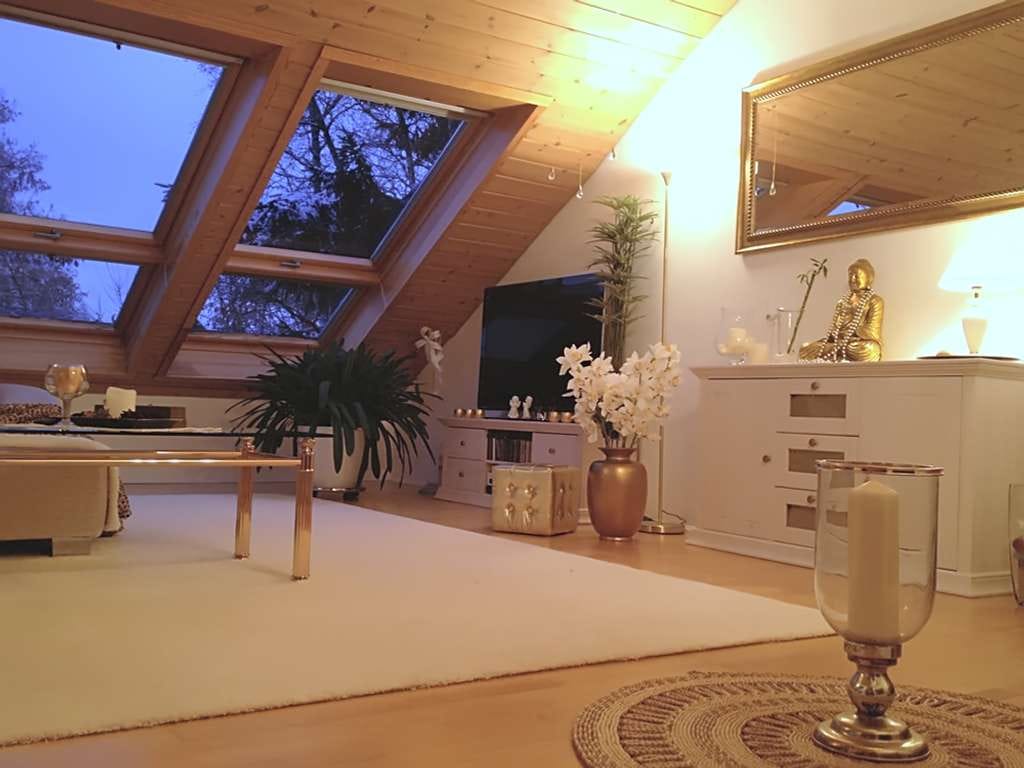 Immobilie in Holzkirchen - *3,5-Zimmer Wohnung mit Südostloggia*
Kapitalanlage oder zum Selbstbezug in sehr guter Lage - Bild 1