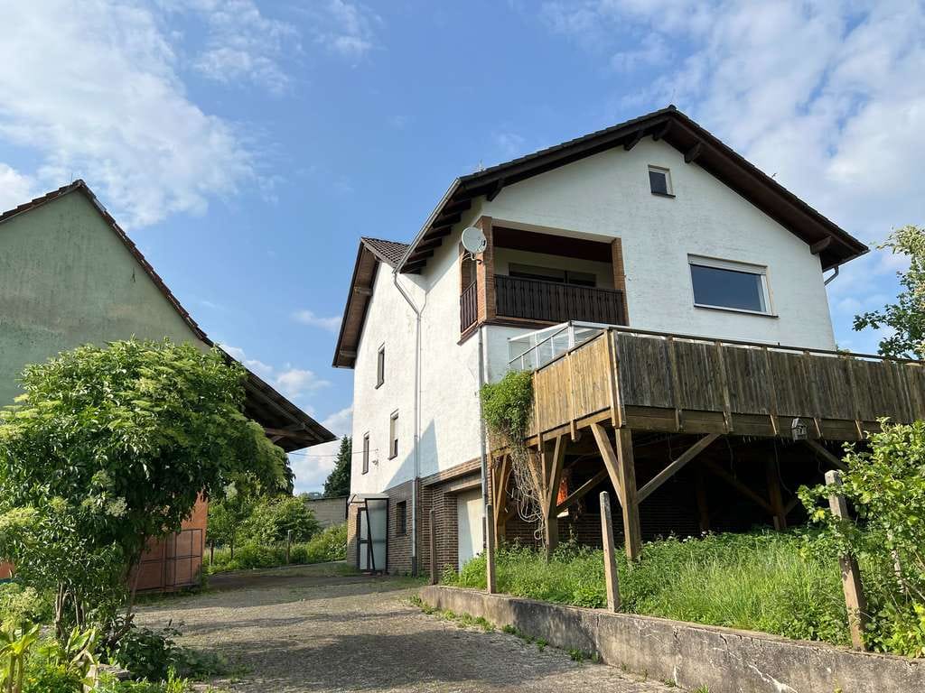 Immobilie in Haina - Leben, wo andere Erholung suchen - großzügiges Anwesen in traumhafter Natur - Bild 2