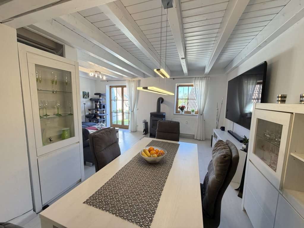 Immobilie in Kirchdorf an der Iller - Großzügige 3,5 Zimmer- Maisonette mit kleinem Dachstudio  im Herzen von Kirchdorf an der Iller - Bild 2