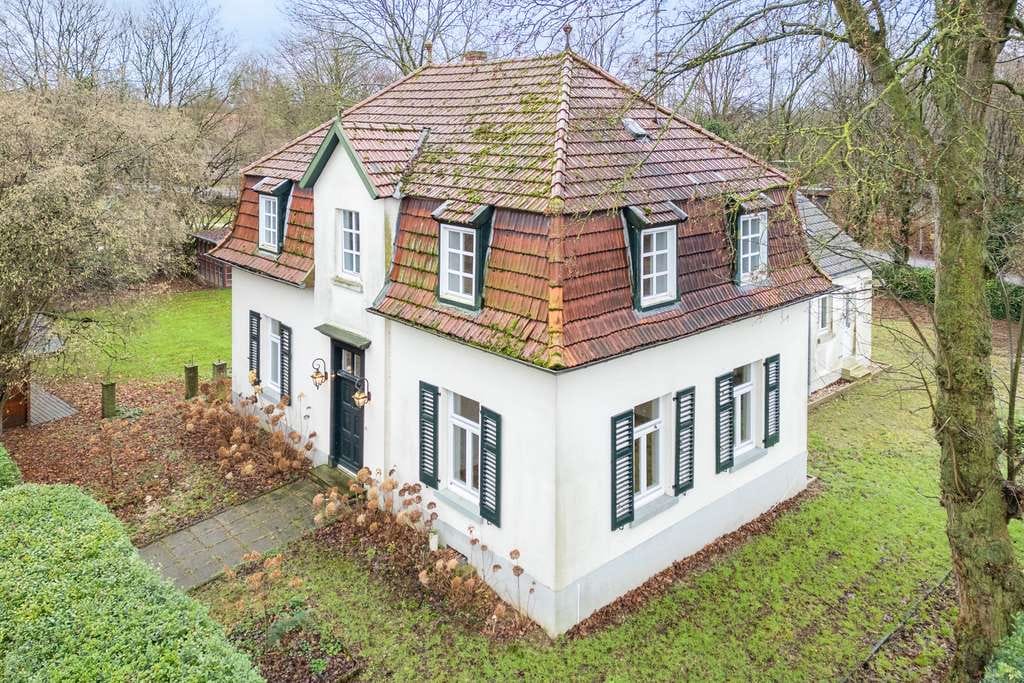 Immobilie in Kleve - Klassisches Einfamilienhaus mit historischem Charme auf Erbbaugrundstück - Bild 1