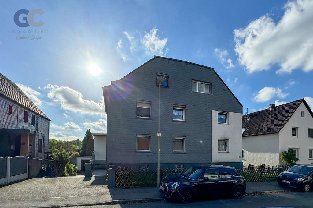 Immobilie in Langenfeld (Rheinland) - Gepflegtes und voll vermietetes Dreifamilienhaus in Langenfeld – Historischer Charme trifft modernen - Bild 4