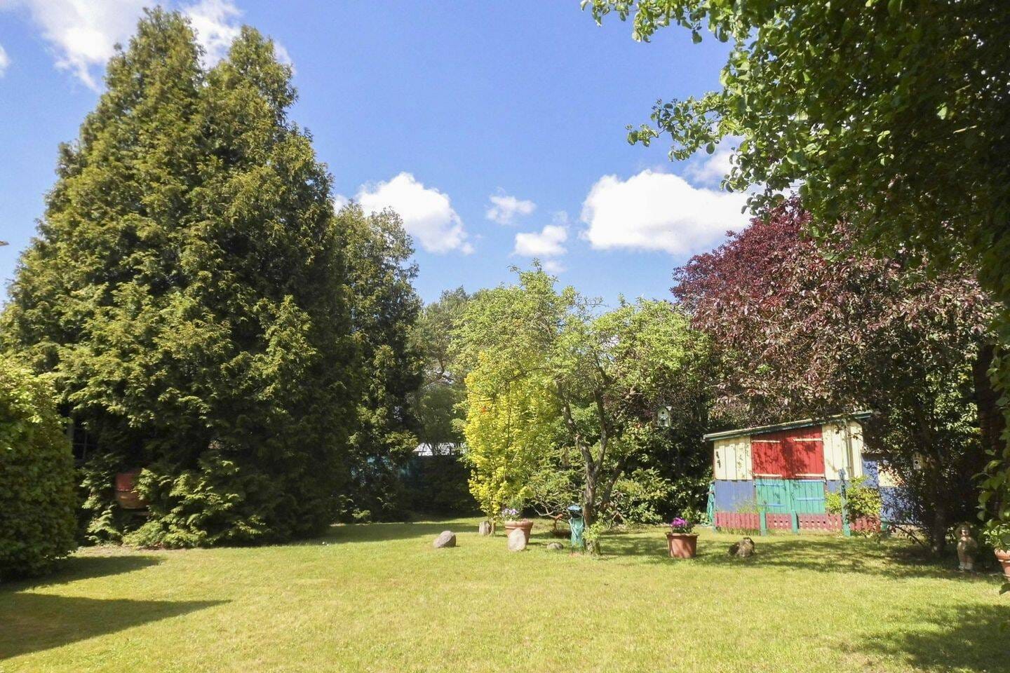 Immobilie in Oberkrämer - Mehr Platz fürs Leben: Großzügiges Familienanwesen mit Einliegerwohnung auf über 1.857 m² Grundstück - Bild 1