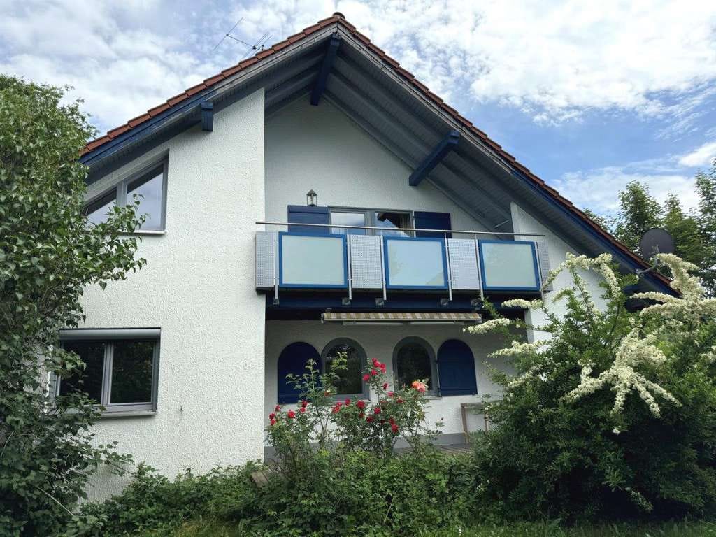 Immobilie in Schmiechen - Einfamilienhaus mit Einliegerwohnung ruhig in Top-Lage in Schmiechen bei Mering - Bild 1