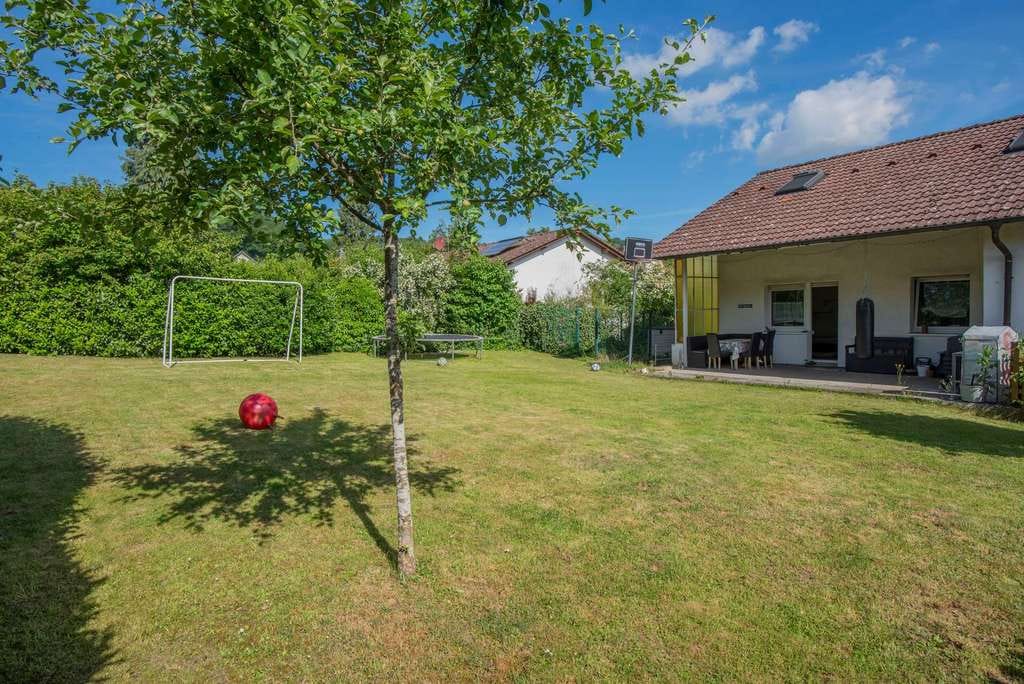 Immobilie in Weilrod - Großes EFH mit ELW (bisher Ferienwohnung) in Aussichtslage von Rod an der Weil. Käuferprovisionsfrei - Bild 5