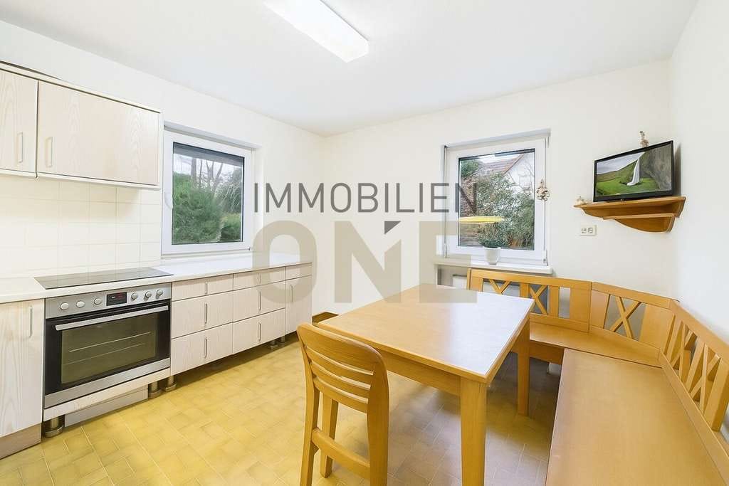 Immobilie in Pentling - Zweifamilienhaus mit Ausbaureserve und großem Grundstück in bevorzugter Lage - Bild 3