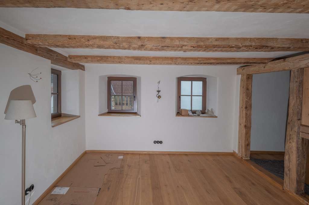 Immobilie in Hayingen - Gemütliches Bauernhaus mit einer Scheune - Bild 2