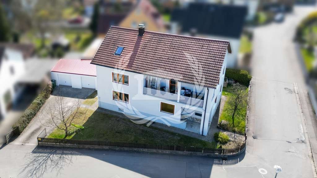 Immobilie in Teublitz - Provisionsfrei: Umfassend modernisiertes MFH mit 3 Einheiten in Teublitz | EG frei | ca. 5 % Rendite - Bild 1