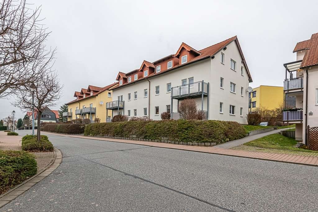 Immobilie in Stolpen - Einsteigerinvestment mit Entwicklungspotential in Stolpen. DG-ETW mit Fußbodenhzg. und Stellplatz. - Bild 3