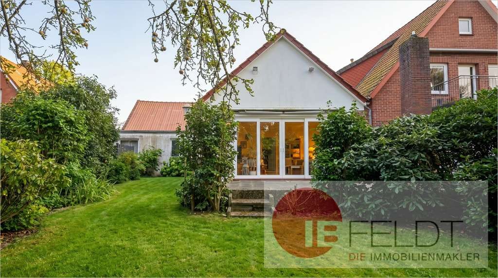 Immobilie in Otterndorf - Nordsee-Kleinod in der Altstadt für Urlaub oder Wohnen: Haushälfte mit Anbau, Terrasse & Gartenidyll - Bild 2