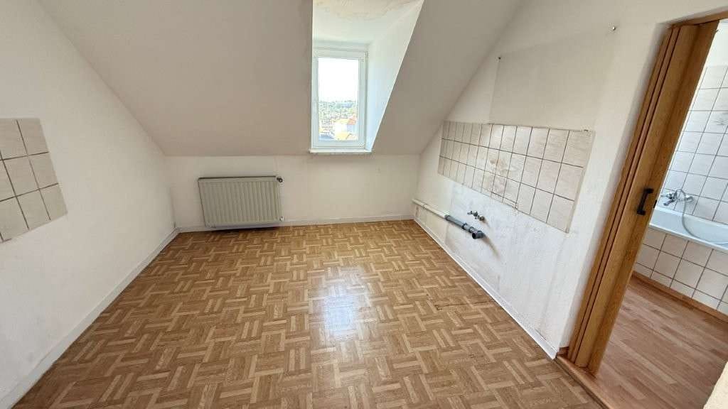 Immobilie in Döbeln - Ansprechende Immobilie mit 3 großzügigen Wohneinheiten und Photovoltaikanlage zu verkaufen - Bild 2