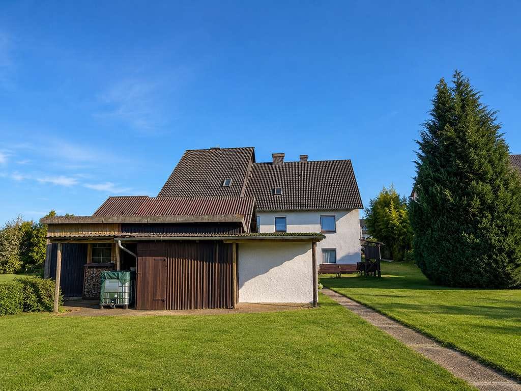 Immobilie in Witzenhausen - Großzügiges Familiendomizil mit vielseitigen Wohnmöglichkeiten in ruhiger Wohnlage - Bild 3