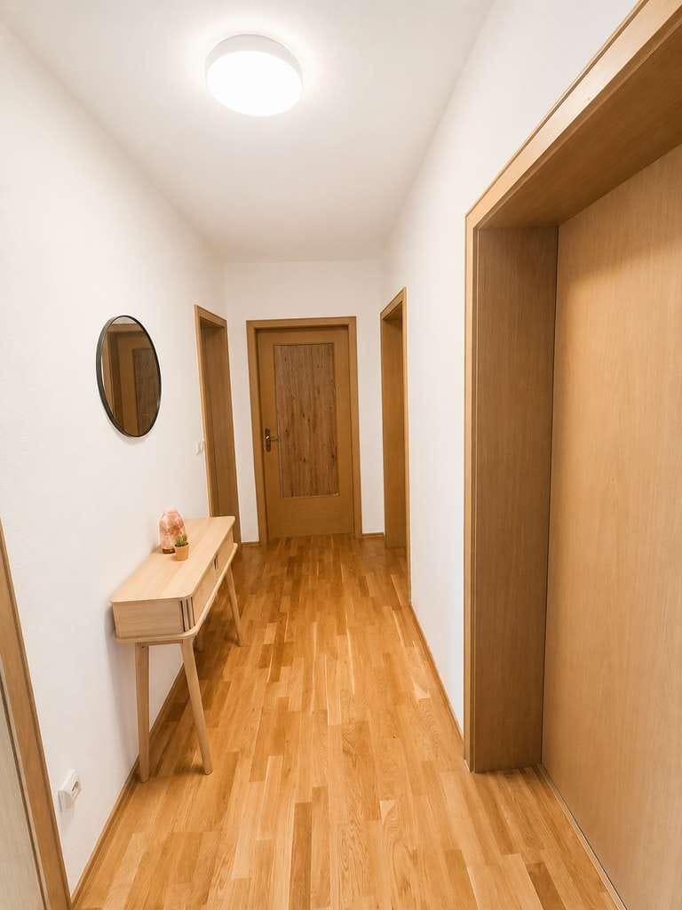 Immobilie in Feldkirchen - Helle 3-Zimmer-Wohnung mit Südwestbalkon und Garage - sofort bezugsfrei - Bild 1