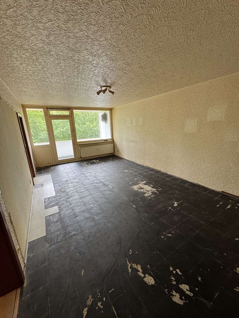 Immobilie in Erftstadt - Großzügige 2-Zimmer-Wohnung mit Balkon und Tiefgaragenstellplatz– für Eigennutzer und Kapitalanleger - Bild 4