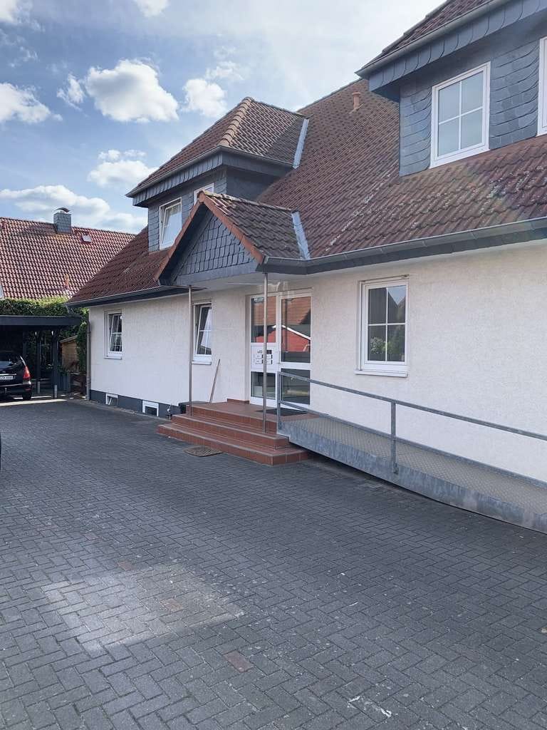 Immobilie in Schwülper - Dachgeschosswohnung zum Wohlfühlen - Bild 1