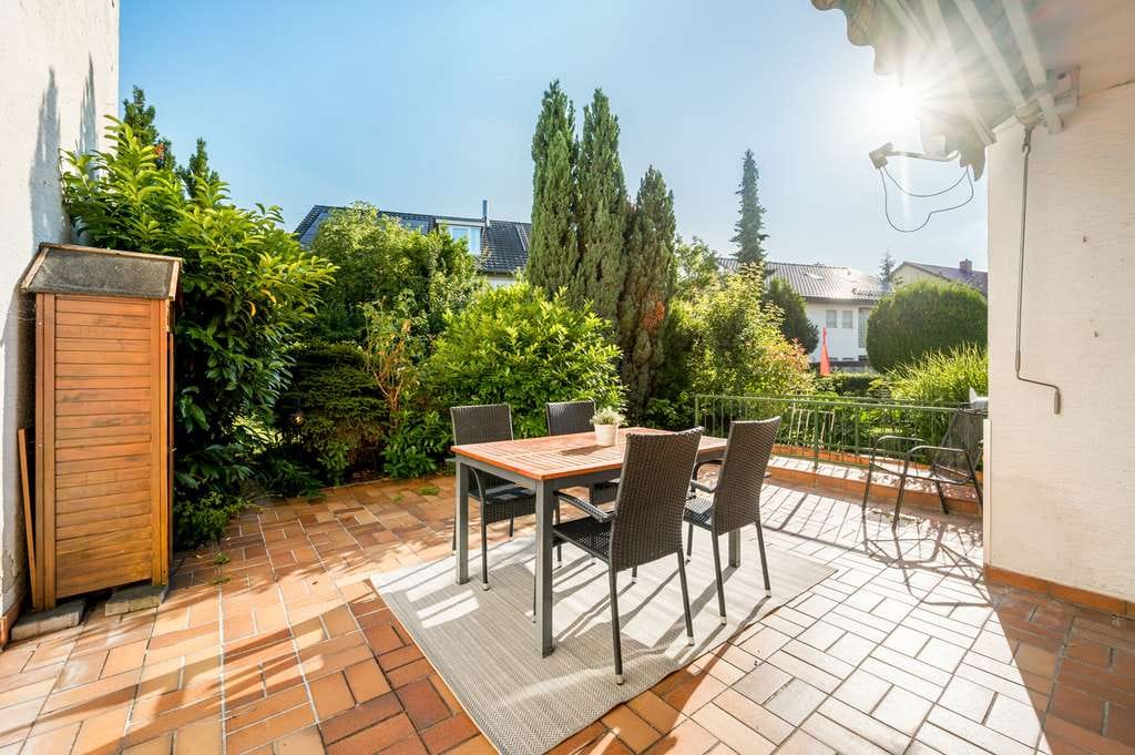 Immobilie in Ladenburg - Charmantes Reihenmittelhaus mit Garten, Garage und Platz für die ganze Familie - Bild 4