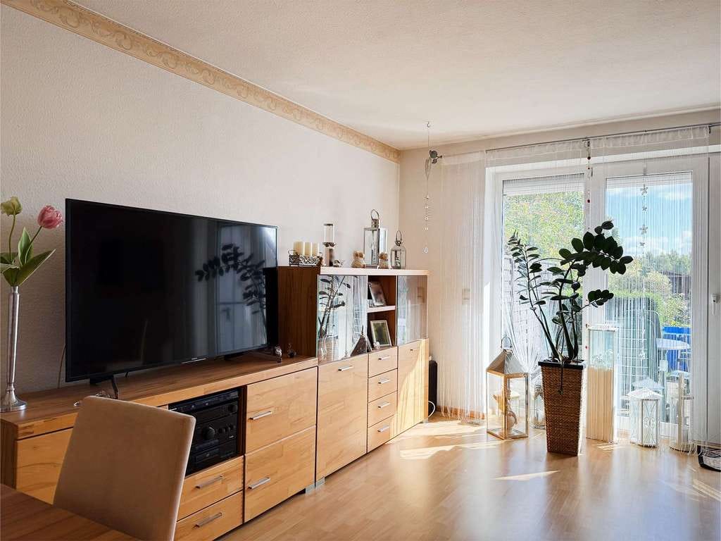 Immobilie in Stralendorf - Rückzugsort am Stadtrand – Reihenmittelhaus in idyllischer Lage zu verkaufen - Bild 1
