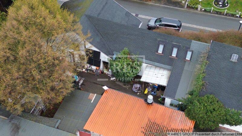 Immobilie in Bitterfeld-Wolfen - Zweifamilienhaus in Wolfen - Bild 1