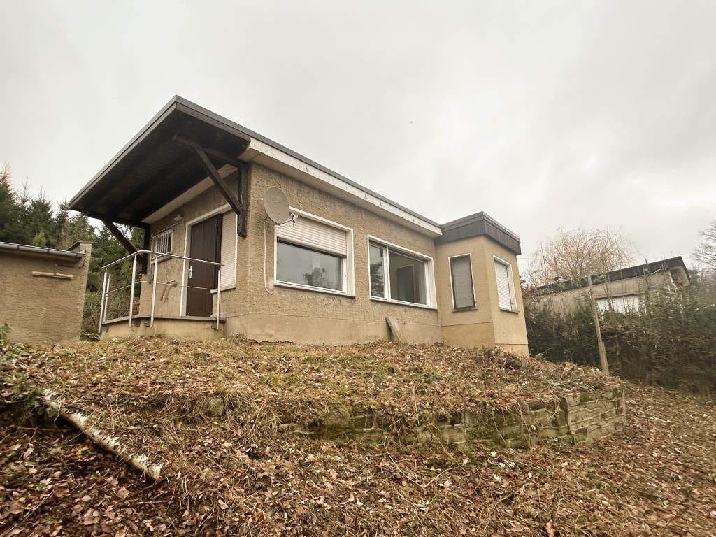 Immobilie in Eisenberg - Der Natur so nah! - Gartengrundstück mit Wochenendhaus am Rande des Mühltals - Bild 0