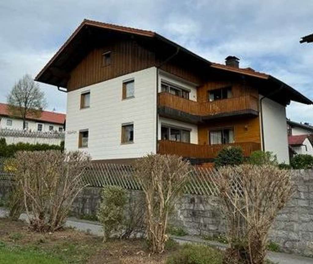 Immobilie in Bodenmais - Großes Wohnhaus mit viel Platz für die glückliche Familie - Bild 0