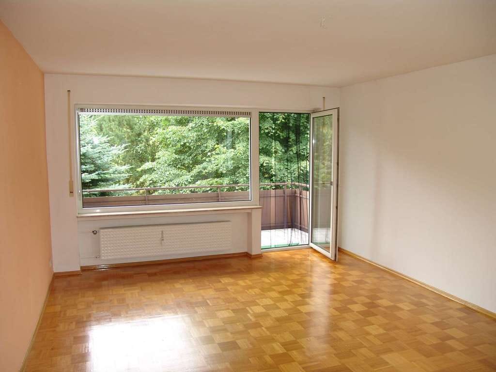 Immobilie in Bad Salzschlirf - 3-Zimmer Wohnung mit 2 Balkonen - Herrlicher Blick über Bad Salzschlirf - Bild 1