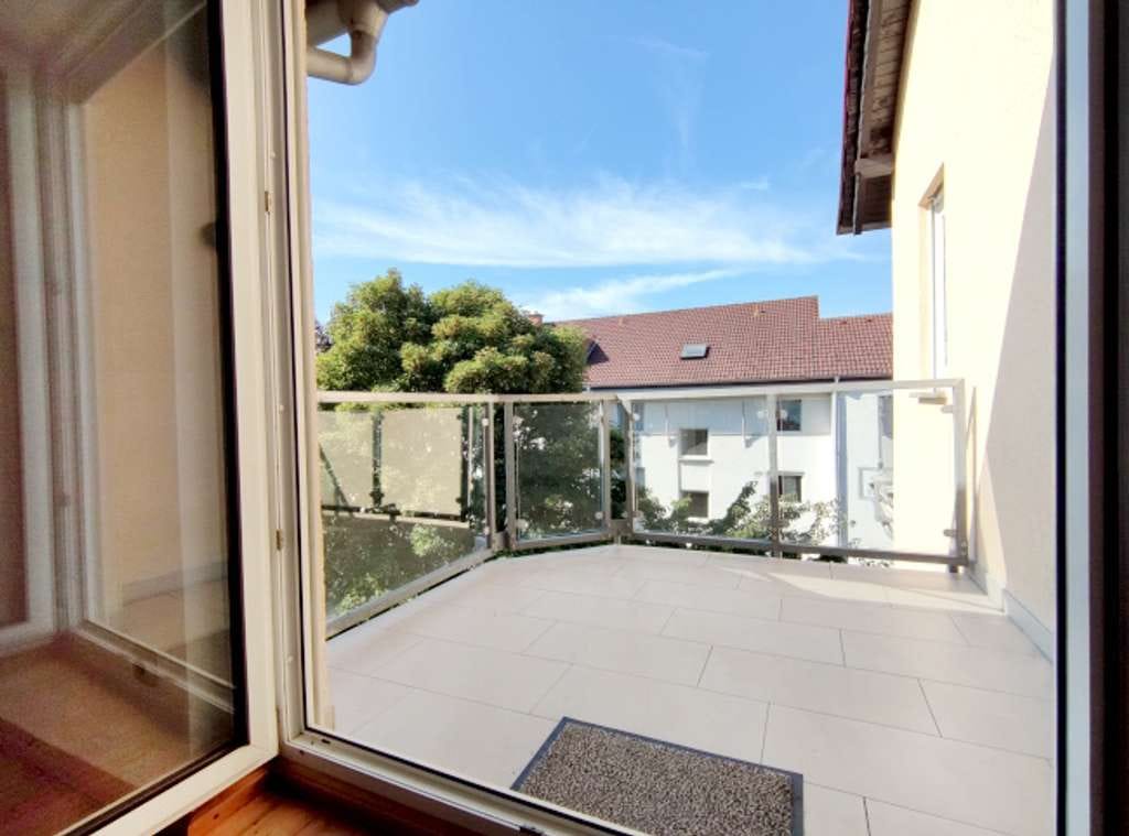 Immobilie in Langenselbold - ☼ Ihre sonnige 2 1/2 -Zi.-Whg. mit Balkon, Stellpl. u. Garage in Langenselbold, provisionsfrei - Bild 0