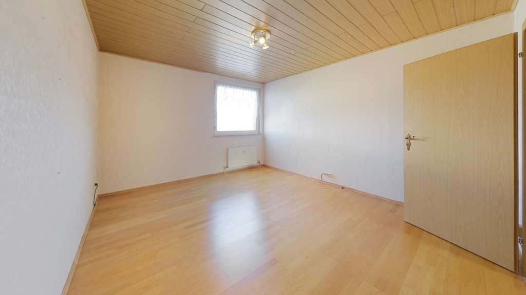 Immobilie in Ratingen - Ankommen & Wohlfühlen - Drei großzügige Zimmer, Tiefgaragenstellplatz und Aufzug!  - Bild 4