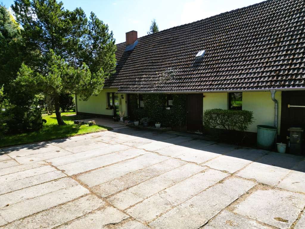 Immobilie in Fincken - Charmantes Einfamilienhaus mit großem Grundstück und ausbaufähigem Dachgeschoss in Jaebetz - Bild 1