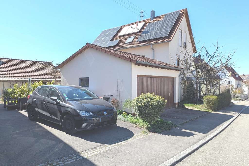 Immobilie in Holzgerlingen - Ideale Kapitalanlage in kleiner Einheit! Vermietete 3-Zimmer-Wohnung mit Pkw-Stellplatz! - Bild 4