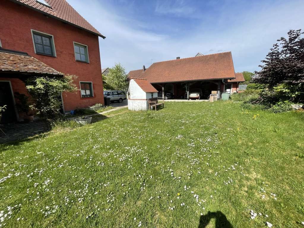 Immobilie in Beratzhausen - Oberpfälzer Wohnstallhaus: Wohnen im Sonnendorf an der schwarzen Laber nahe Regensburg - Bild 1