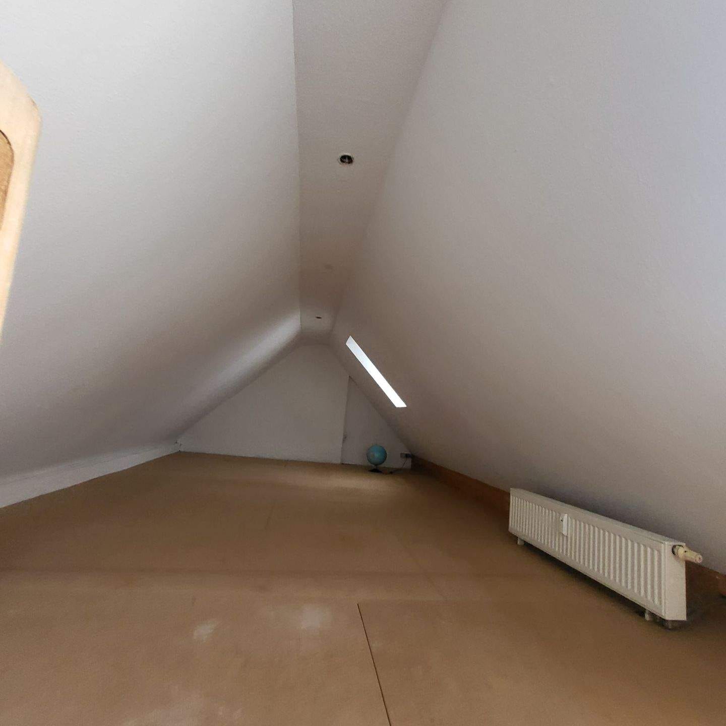 Immobilie in Bergtheim - Renditeobjekt: Wohnung 2 Zimmer , Wfl. 67 qm, Tageslicht-Bad m. Wanne, Heizung mit Solarthermie 2021 neu - Bild 4