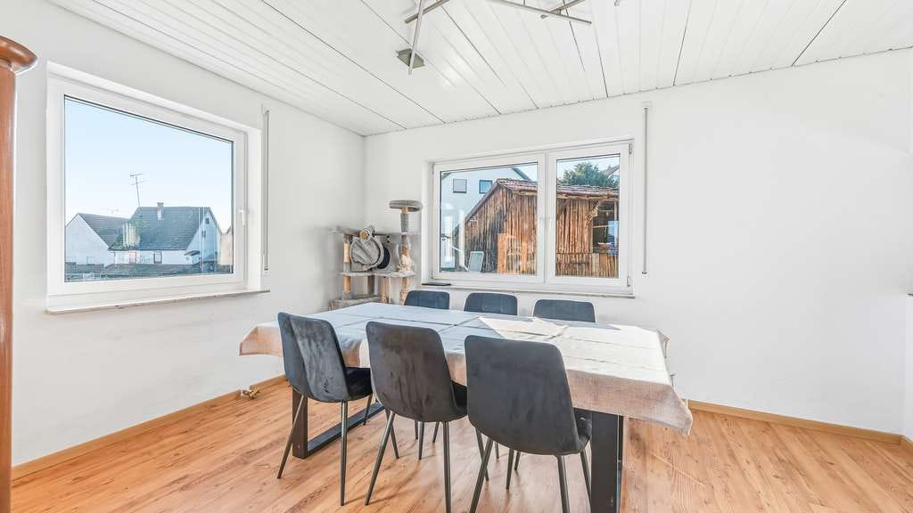 Immobilie in Unterensingen - Charmantes und modernisiertes Einfamilienhaus in Unterensingen - Bild 0