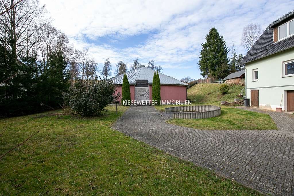 Immobilie in Mülsen - INDIVIDUELLER BUNGALOW IN IDYLLISCHER LAGE ! - Bild 1