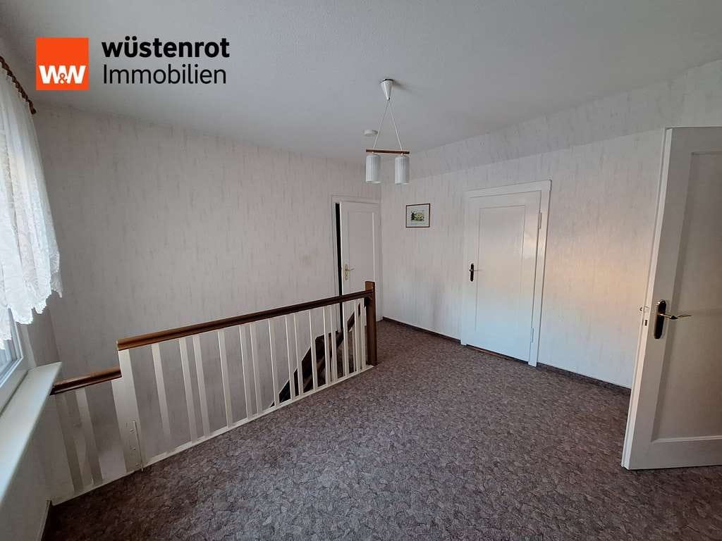 Immobilie in Osternienburger Land - Wohnen mit Perspektive in Wulfen – Einfamilienhaus mit Garten, Garage und Raum für Ihre Ideen - Bild 4