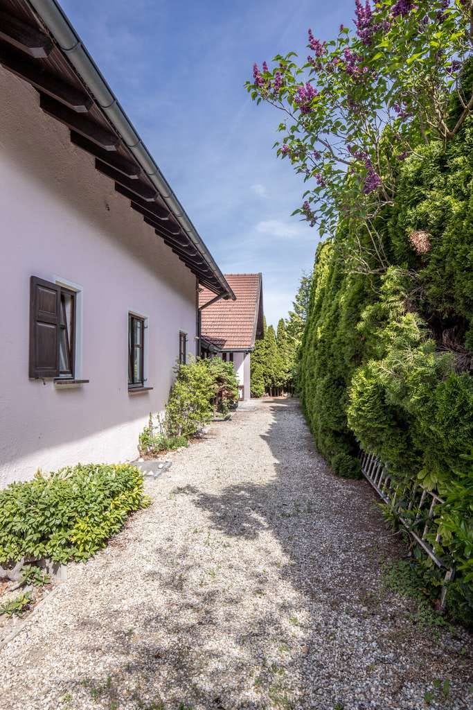 Immobilie in Gottfrieding - Charmantes Mehrfamilienhaus im mediterranen Stil – vielseitig nutzbar mit hohem Renditepotenzial - Bild 4