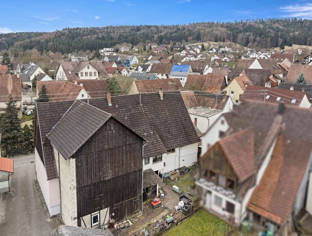 Immobilie in Haigerloch - Charmantes Bauernhaus mit Scheune & Werkstatt - Bild 2