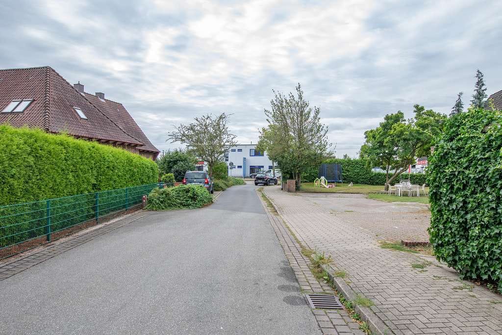 Immobilie in Winsen (Luhe) - 5-Zimmer-Reihenhaus mit Garten und Garage - Bild 2