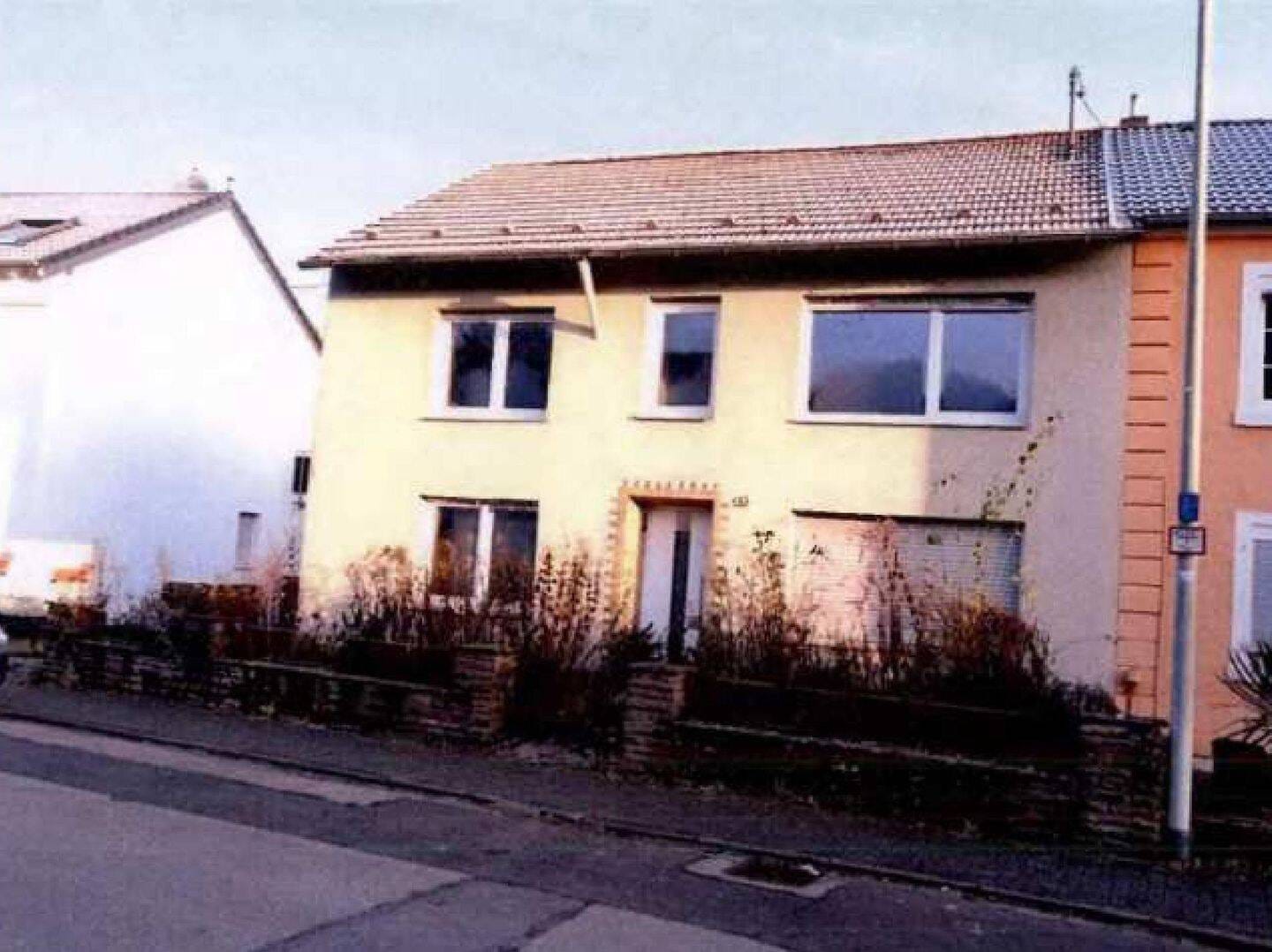 Immobilie in Wasserliesch - Zwangsversteigerung einseitig angebautes Einfamilienhaus in Wasserliesch! - Bild 0