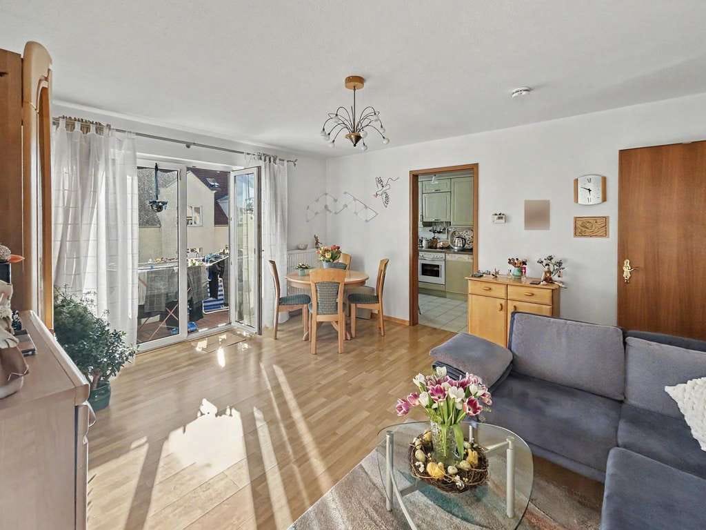Immobilie in Leuna - Ideale Kapitalanlage: 3‑Zimmer‑Maisonette auf zwei Ebenen mit Balkon und Garage in Leuna - Bild 3