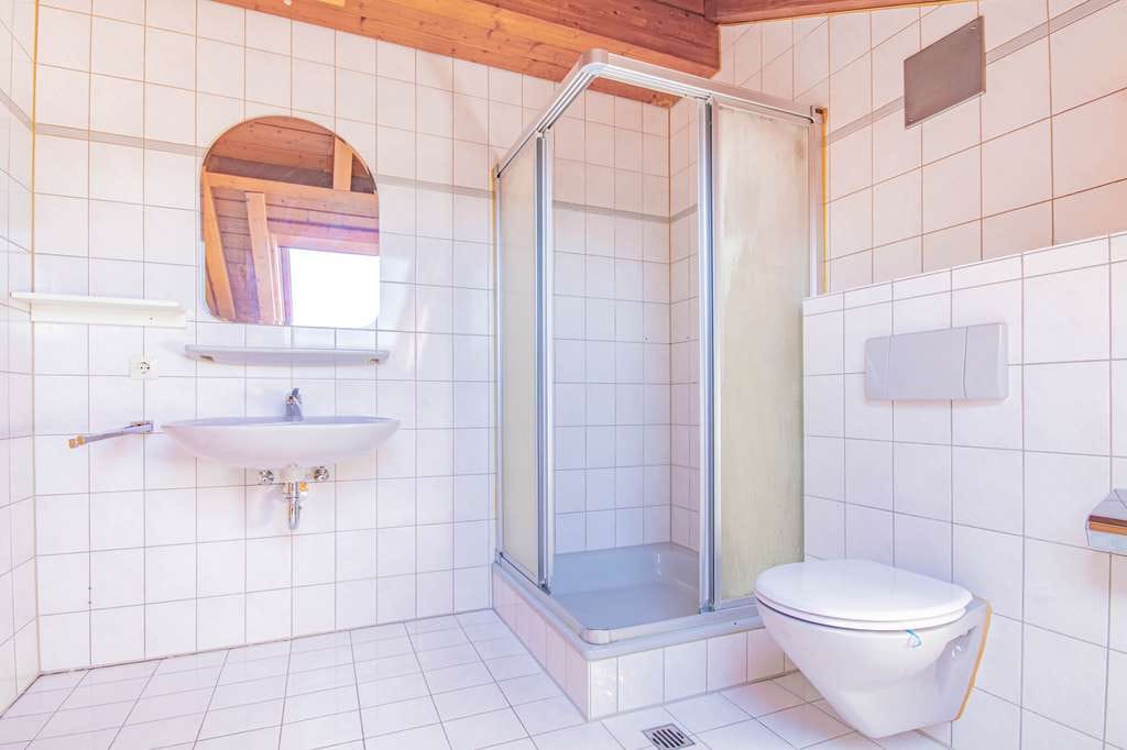 Immobilie in Lauchringen - 2-Zimmer Dachwohnung - Ideal zur Kapitalanlage oder zum Selbstbezug in Lauchringen - Bild 4