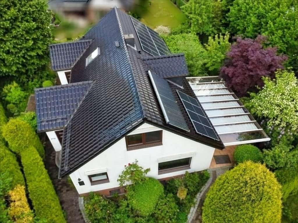 Immobilie in Gettorf - Modernisiertes, gemütliches und familiengerechtes Wohnhaus in Gettorf mit schönem Grundstück - Me - Bild 2