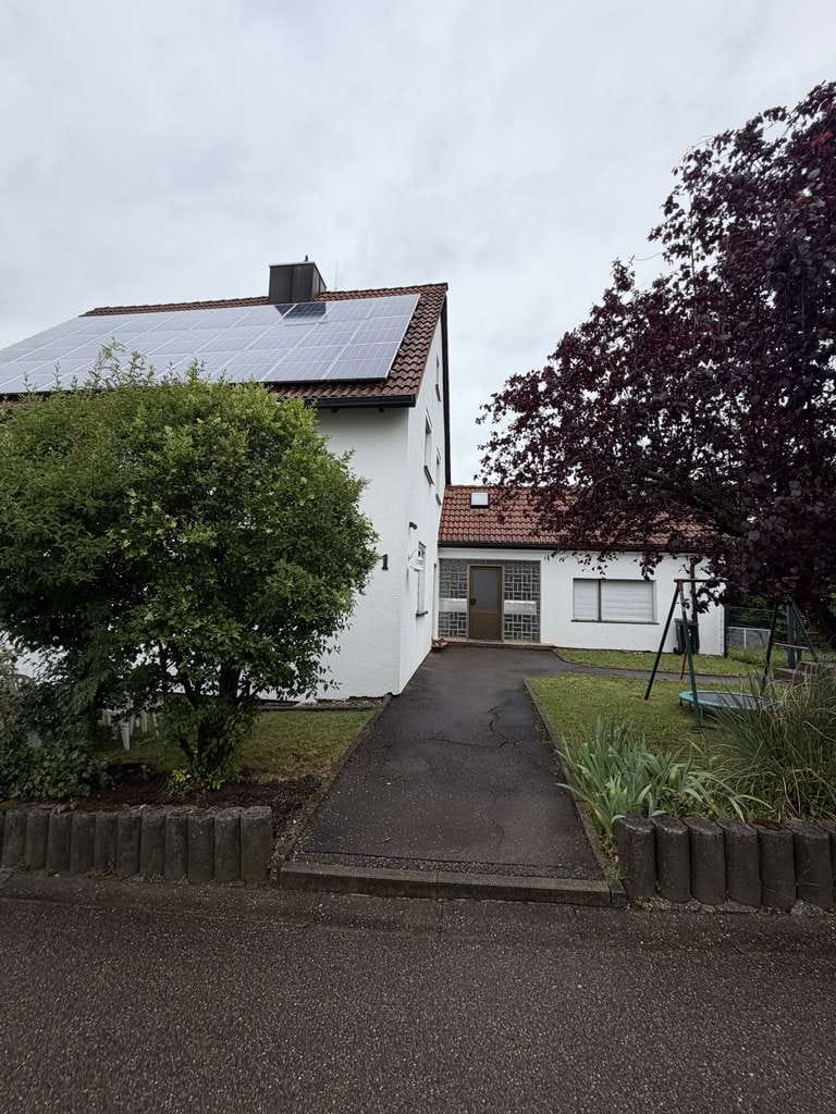 Immobilie in Aichelberg - Moderne 4-Zimmer-Wohnung mit Balkon und Einbauküche – 2020 umfassend modernisiert - Bild 0
