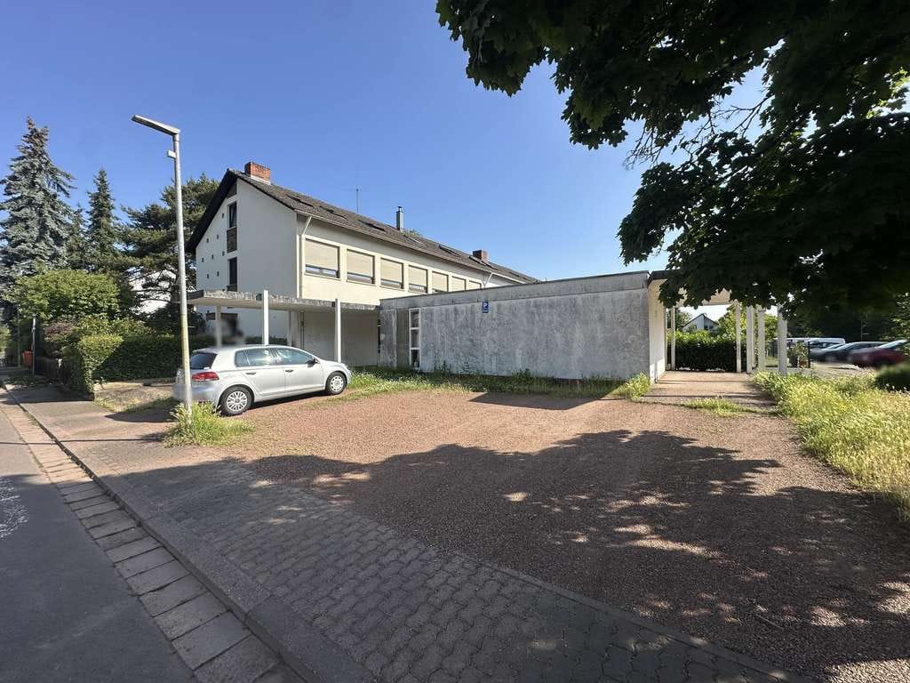 Immobilie in Saarlouis - Moderne Dachgeschosswohnung in Saarlouis – Kleine Einheit mit viel Potenzial - Bild 3