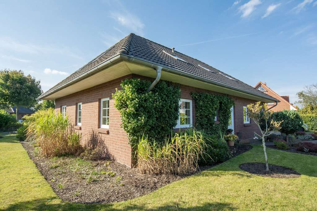 Immobilie in Bollingstedt - Großzügiges Familienhaus in Jübek - Potenzial für mehr! - Bild 1